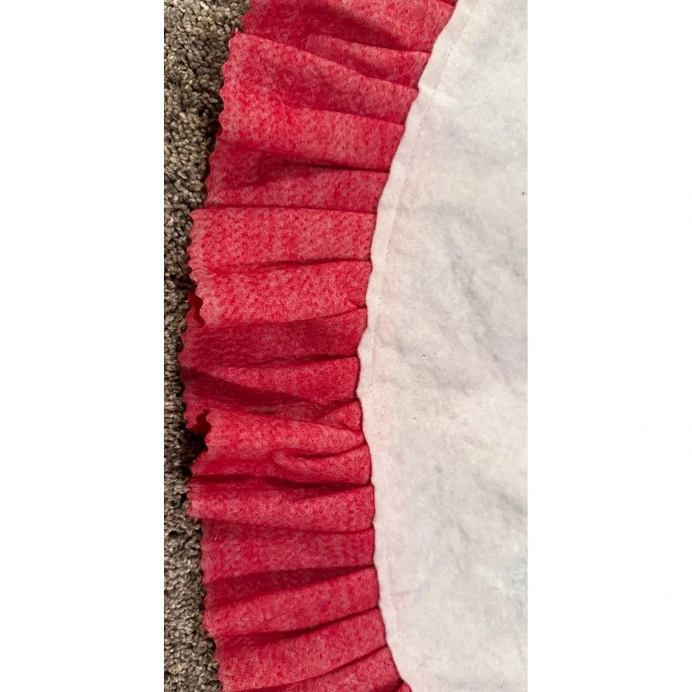 Vintage Christmas Tree Skirt Santa Toys 44